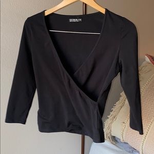 Black quarter sleeve cotton on top